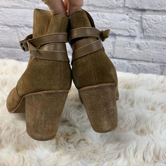 BP Tandem Lea Brown Suede Leather Heeled Booties Size 10M - Picture 3 of 9